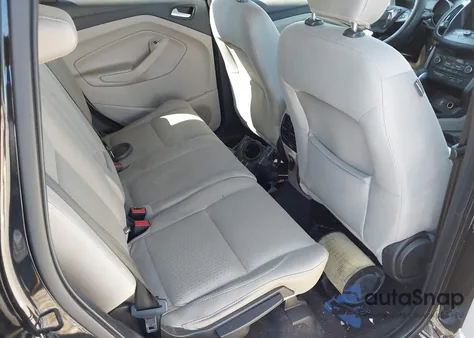 2019 Ford Escape Se z USA, uszkodzony, nr VIN 1FMCU9GD9KUA50059